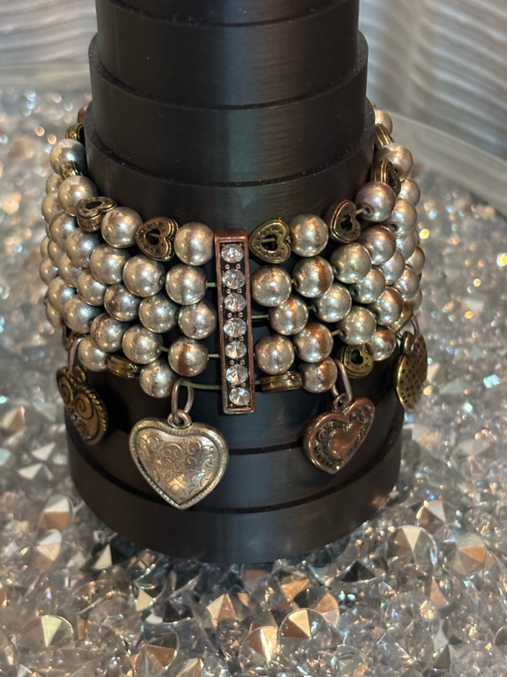 ✨ Vintage Stretchy Multi-Strand Heart Charm Bracelet ✨ - Picture 4 of 13
